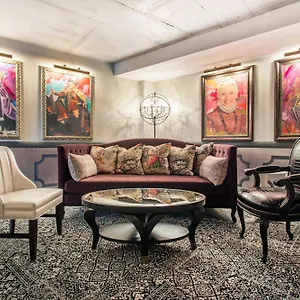 Cambria Downtown Warehouse District Hotel 4*