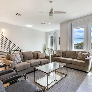 New Construction Townhouse Near Hot Spots