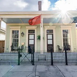 Bed & Breakfast Obeah *