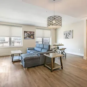 Spacious Modern Near French Quarter Apartment New Orleans
