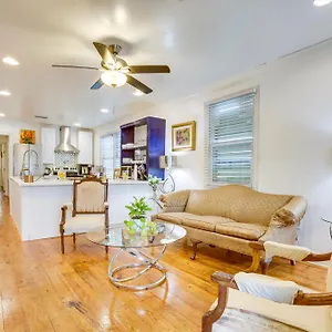 Holiday home Cadillac About 3 Mi To French Quarter! New Orleans