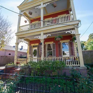 Maison De Macarty