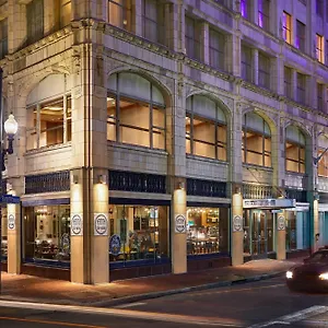 Hotel Renaissance Pere Marquette French Quarter Area