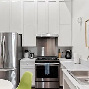 Hotel 4br Cbd Home, Ideal For Groups & Great Memories New Orleans