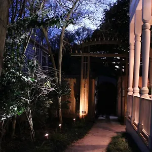 Villa Amazing 7 Bedroom - Next To Frenchman St *